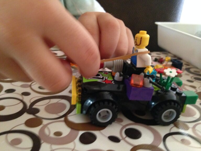 Lego as a Teaching Tool for Home-Ed